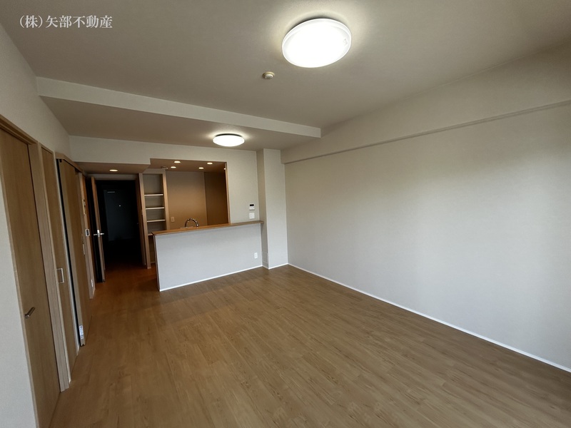 ���r���O