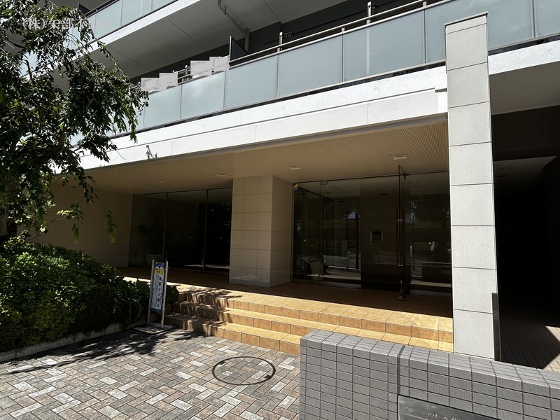 �G���g�����X