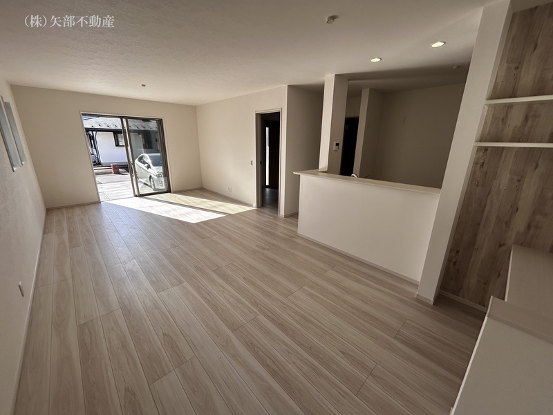 ���r���O