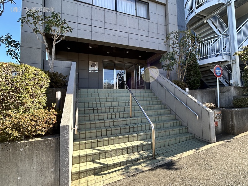 �G���g�����X