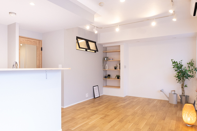 ���r���O