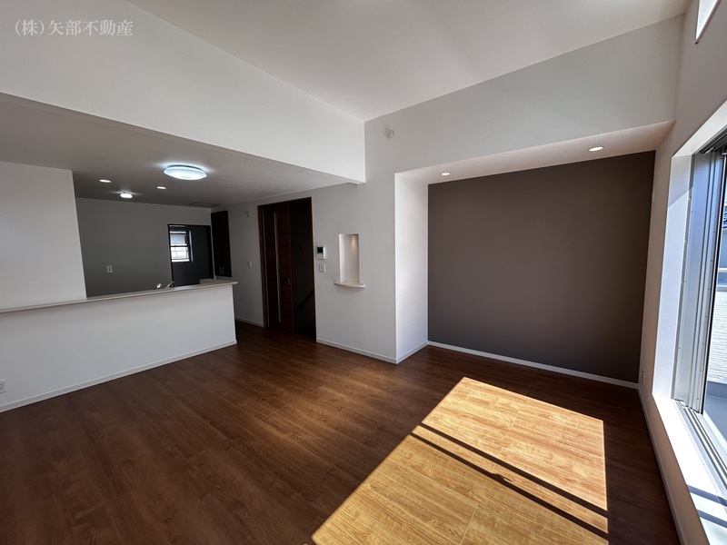 ���r���O