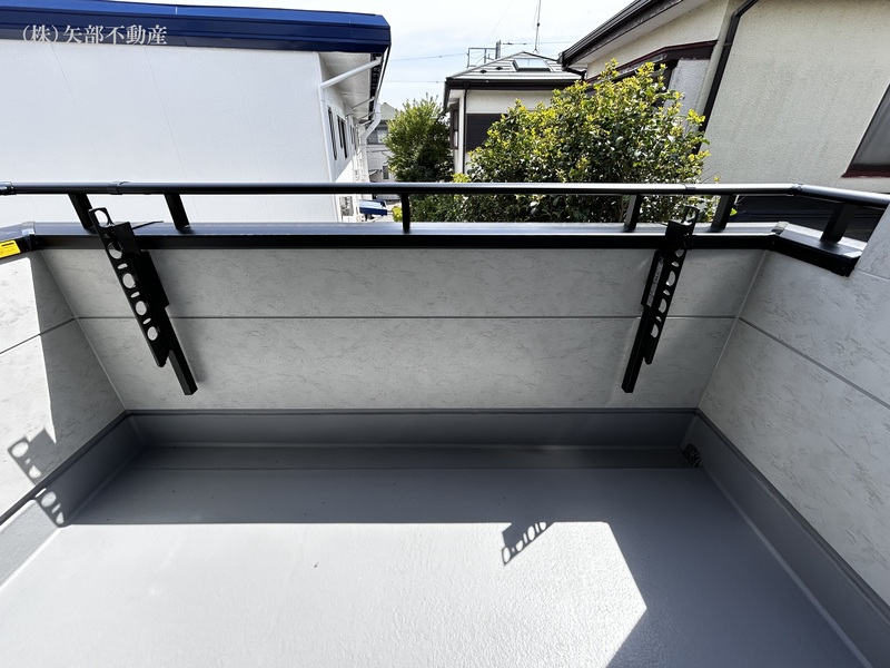 �o���R�j�[