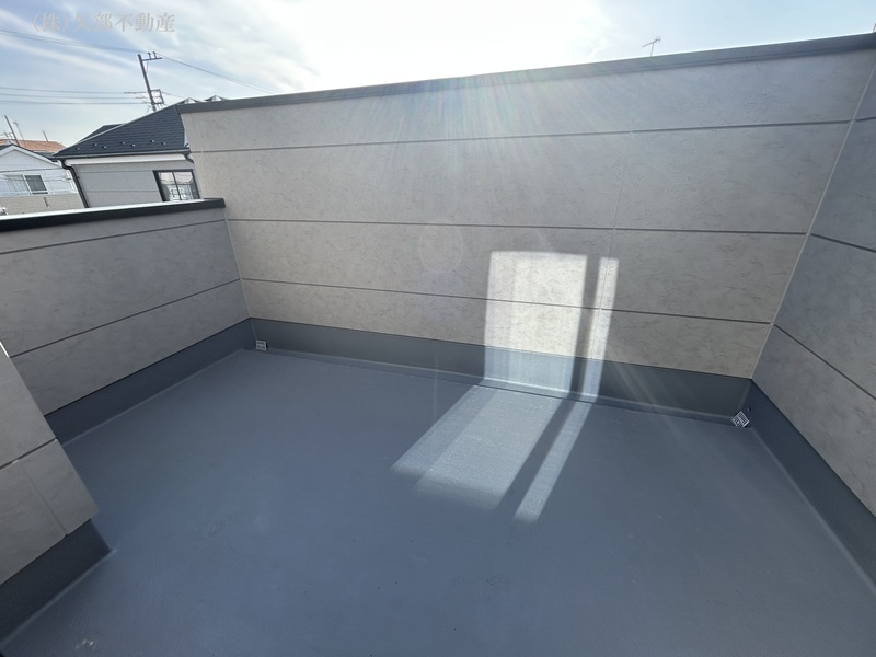 �o���R�j�[