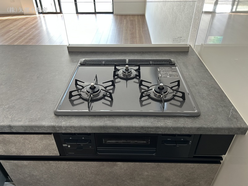 �K�X�R����